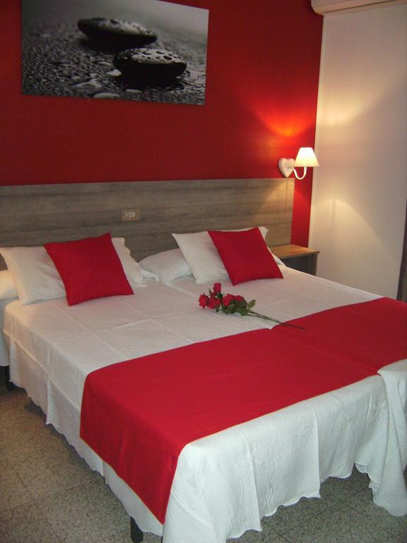 Pension Miami Альмасора Номер фото