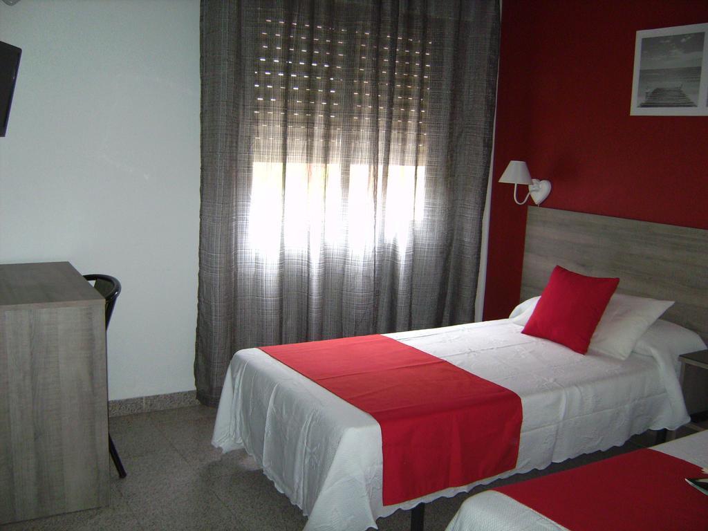 Pension Miami Альмасора Номер фото
